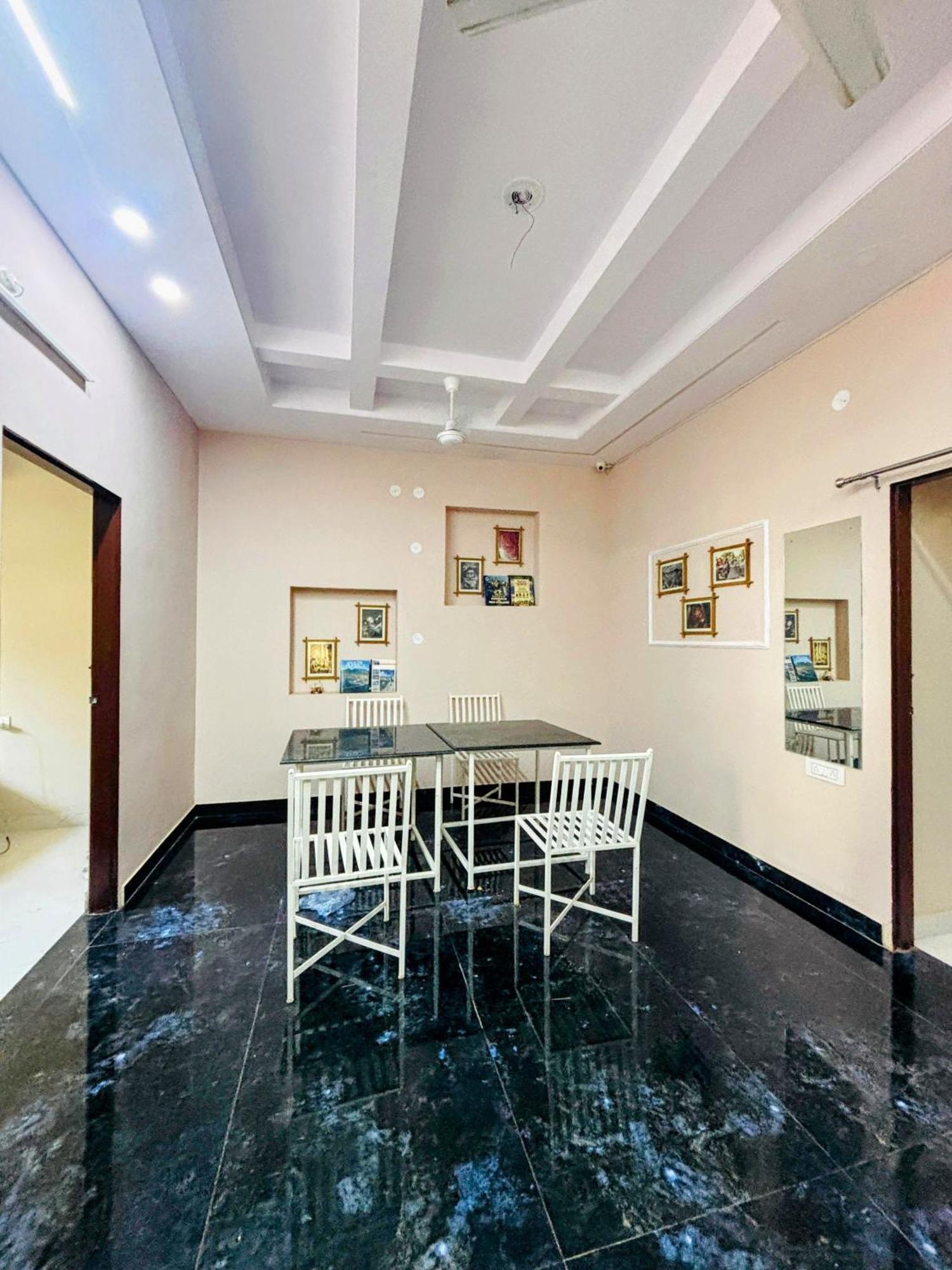 جايبور Glad Villa By Cozystays المظهر الخارجي الصورة