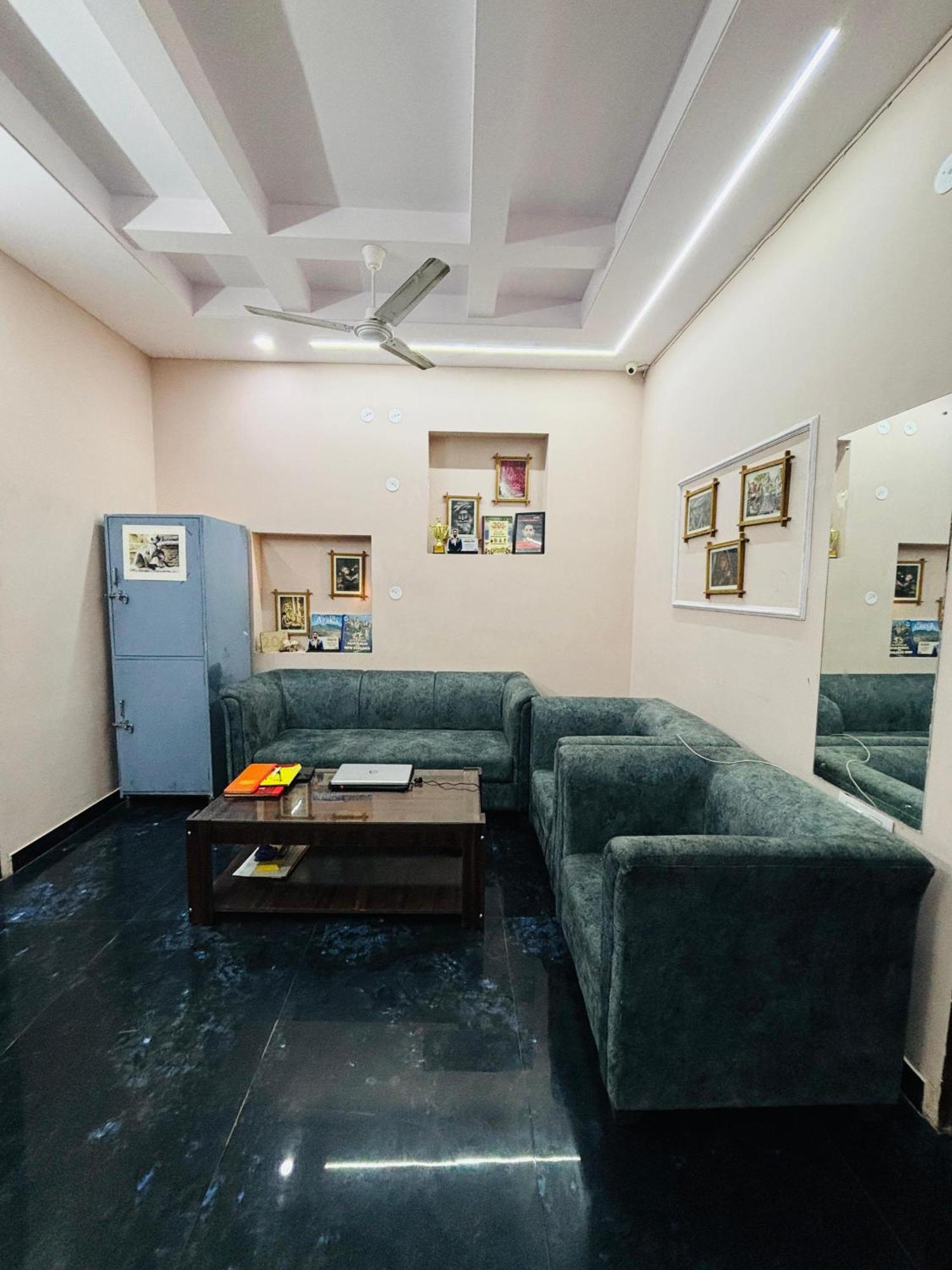 جايبور Glad Villa By Cozystays المظهر الخارجي الصورة